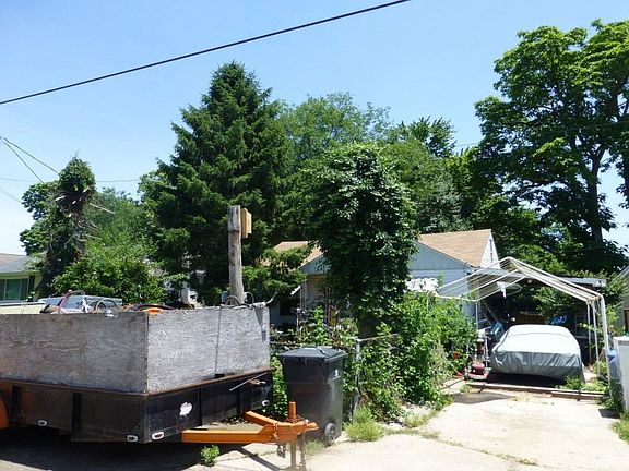 2nd image of 2804 Chillicothe St