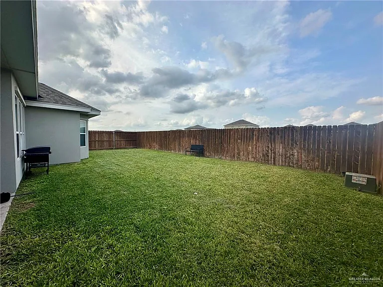 14138 Wichita Falls Ln — Photo 10