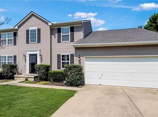 55 Cambridge Dr, Springboro, OH 45066