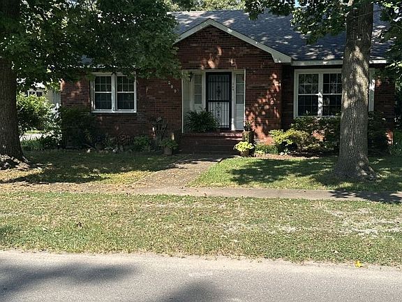 2nd image of 209 Williams St