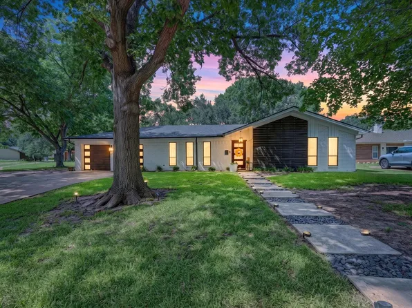 8920 Kincaid Dr, Benbrook, TX 76116