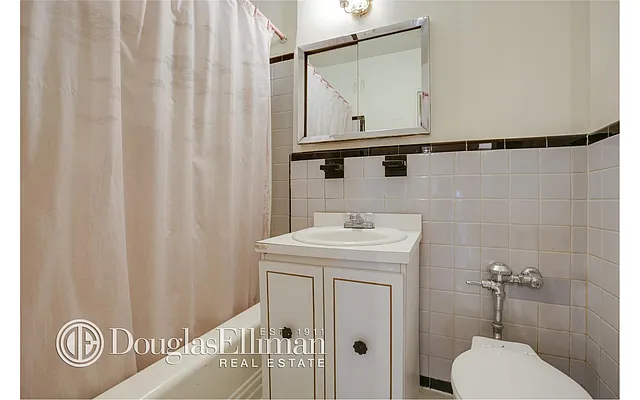 Sold by Douglas Elliman | media 40