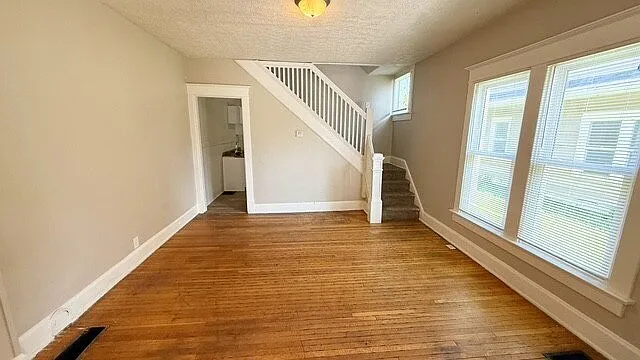 1346 N Dearborn St — Photo 5