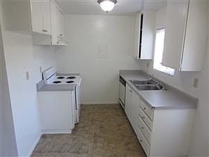 1st image of 205 Ogle St #B