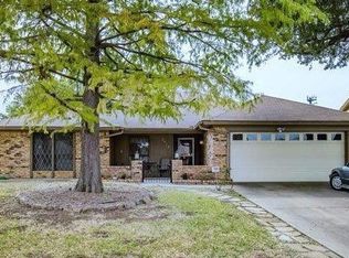 2012 Brightwood Dr, Bedford, TX 76021