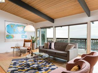 6533 Snake Rd, Oakland, CA 94611