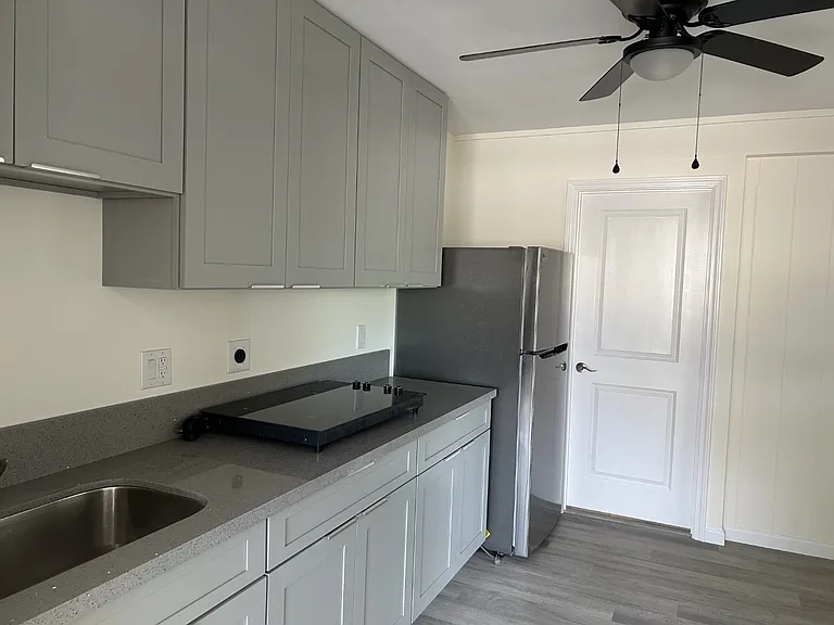 1166A 20th Ave #A — Photo 2