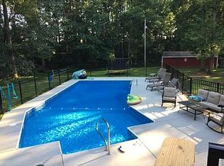 625 Petersburg Rd, Powhatan, VA 23139