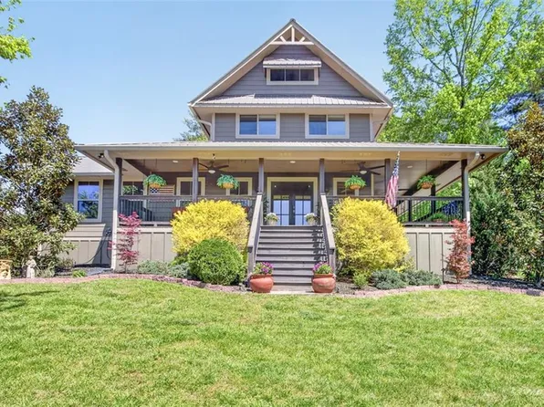 270 Boyd Wood Rd, Clarkesville, GA 30523