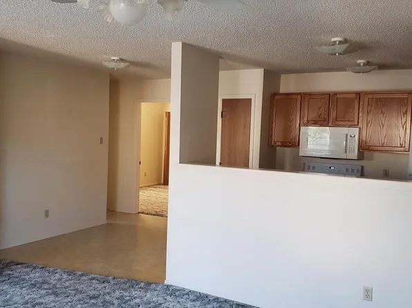 2406 N Grand Ave #A, Roswell, NM 88201