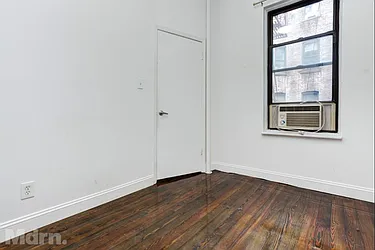 Rented by Mdrn Residential