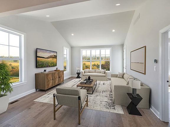 3rd image of 3355 Roseford Blvd