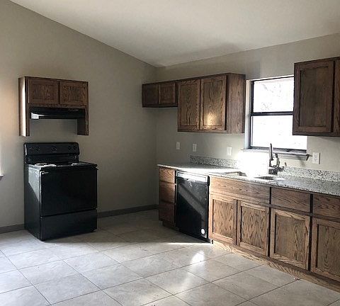 3rd image of 122 County Road 34715