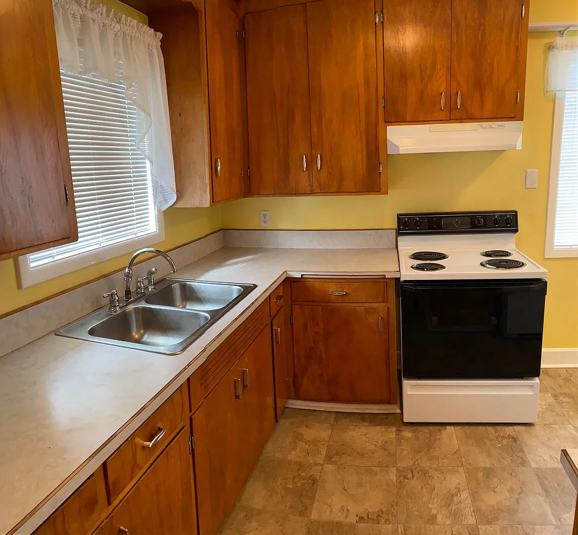 137-Nyssa Duplex — Photo 3