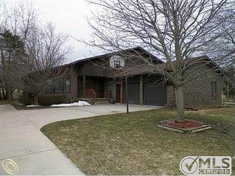 440 W. Butler St. - Exterior.jpg