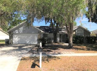 1449 Monte Lake Dr, Valrico, FL 33596