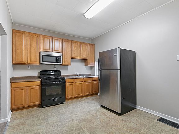 5th image of 11214 S Langley Ave