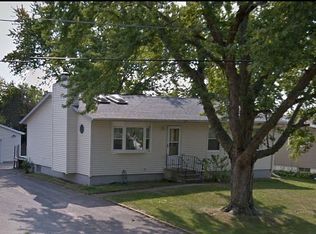 422 Saunders Ave, Evansdale, IA 50707