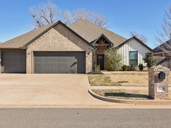 11124 Fairways Ave, Yukon, OK 73099