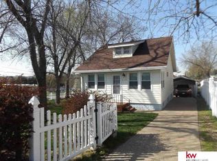 4614 Q St, Omaha, NE 68117