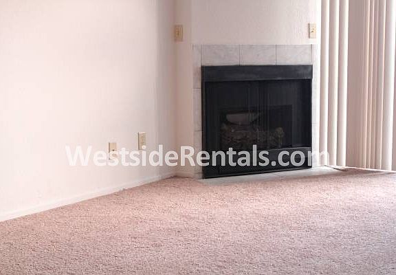 4th image of 711 Wilcox Ave