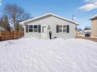 1915 Sheridan St, Oshkosh, WI