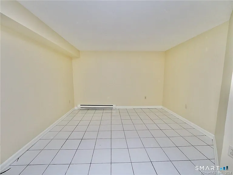 25 W Main St #8 — Photo 9
