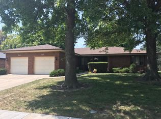2907 Interlacken Dr, Springfield, IL 62704
