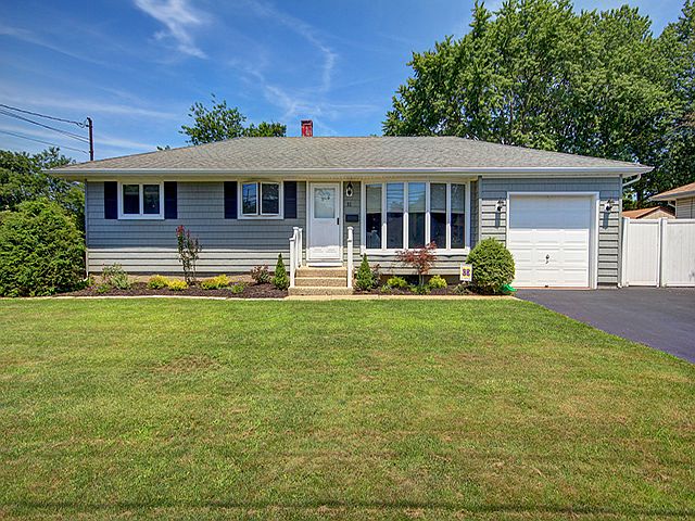 1st image of 31 David Ln