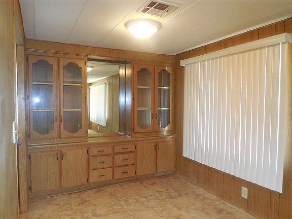 3rd image of 7002 W Patricia Ann Ln