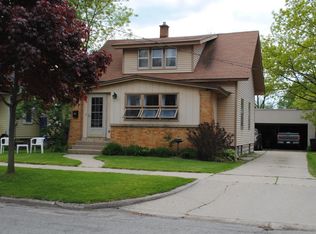 2017 Rowe Ave NE, Grand Rapids, MI 49505