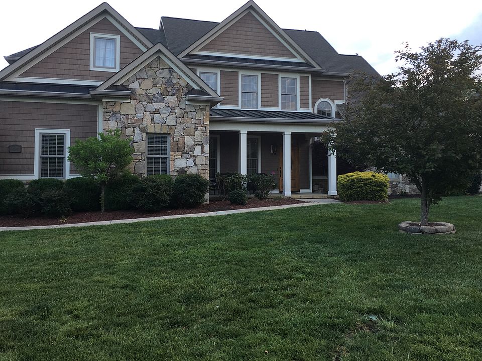 Front of house - road view