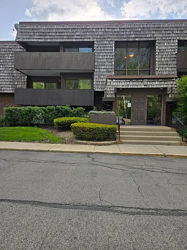 564 Timber Ridge Dr #205 Photo 1