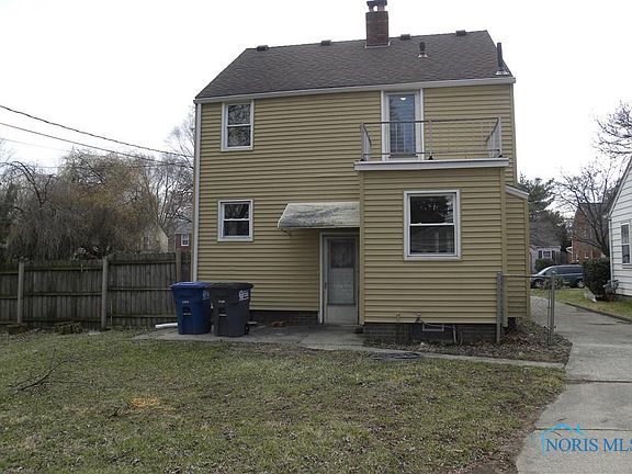 3rd image of 739 Durango Dr