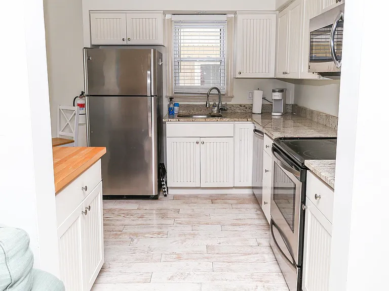 618 Bayshore Ave — Photo 22