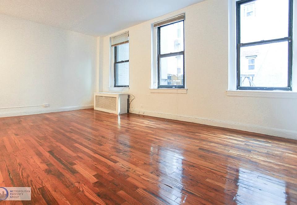2nd image of 401 E 58th St APT 3A