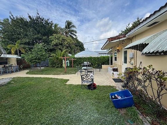 3rd image of 2318 Coolidge Street