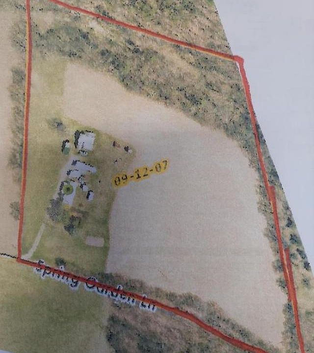 2nd image of 6101 Spring Garden Ln
