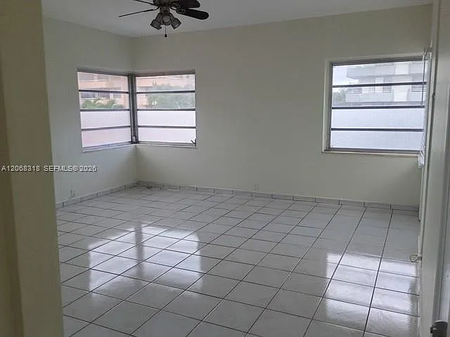 8215 Abbott Ave #3A — Photo 24