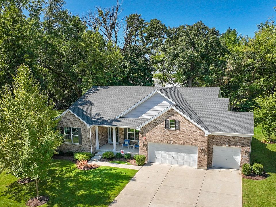 1st image of 1652 Bur Oak Dr