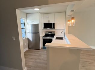 9460 Fontainebleau Blvd APT 525, Miami, FL 33172