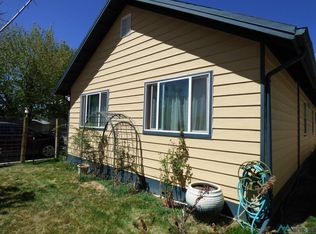814 S 5th St, Raton, NM 87740