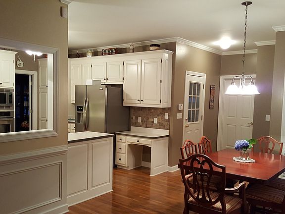 5th image of 1445 Holly Lake Cir