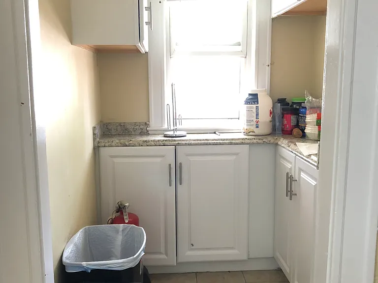 120 Holton St #2 — Photo 7
