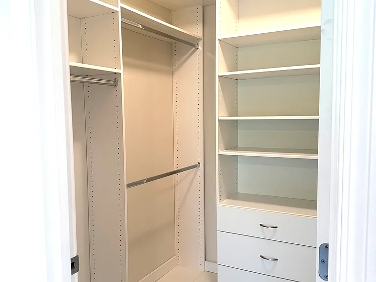 Guest Bedroom Closet