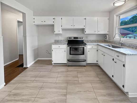 2nd image of 2319 Ashley Dr