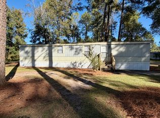 39 May Ln, Dunn, NC 28334