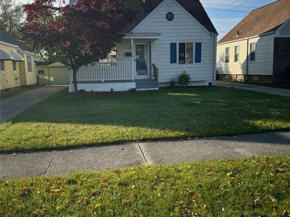 13116 Oak Park Blvd, Garfield Heights, OH 44125