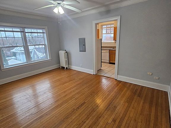 2nd image of 1509 Hinman Ave #1509-13-3S