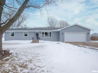 340 4th St, Andover, IL 61233